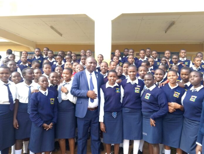 EDUCATIONISTS ARE BEST PLACED TO MENTOR EDUCATION STAKEHOLDERS- MWALIMU MALATA OJ BENSON EDUCATIONISTS ARE BEST PLACED TO MENTOR EDUCATION STAKEHOLDERS- MWALIMU MALATA OJ BENSON