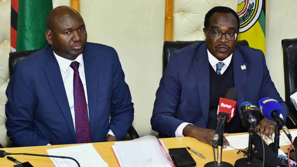 20,000 Intern Teachers Left in Limbo as Treasury and Education Ministries Issue Contradictory Assurances on Confirmation Plan